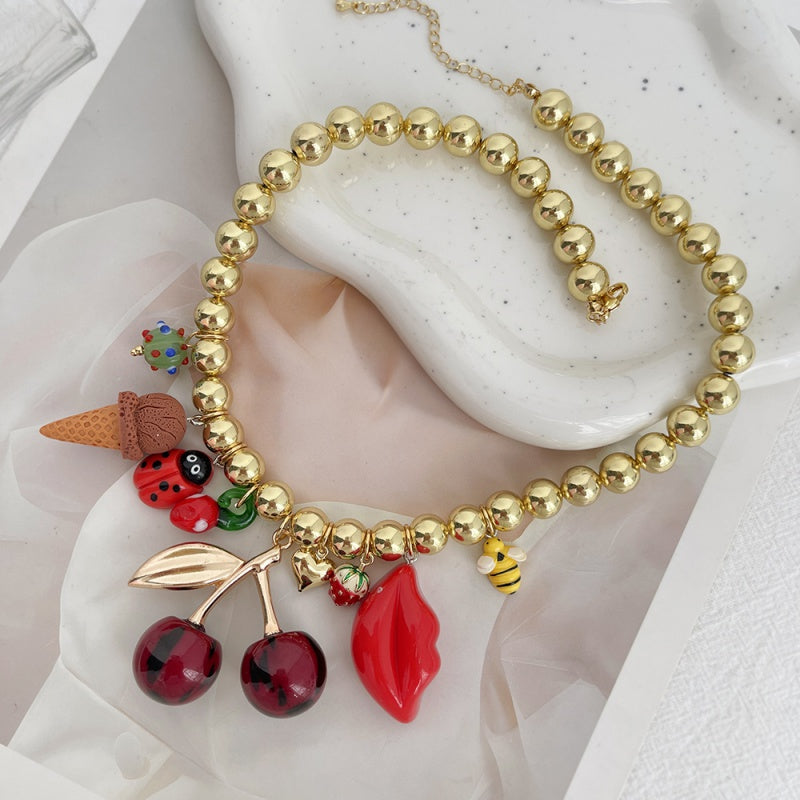 Collar cereza con helado