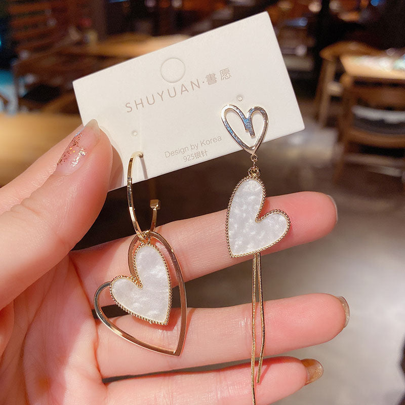Aretes irregulares blanco corazón