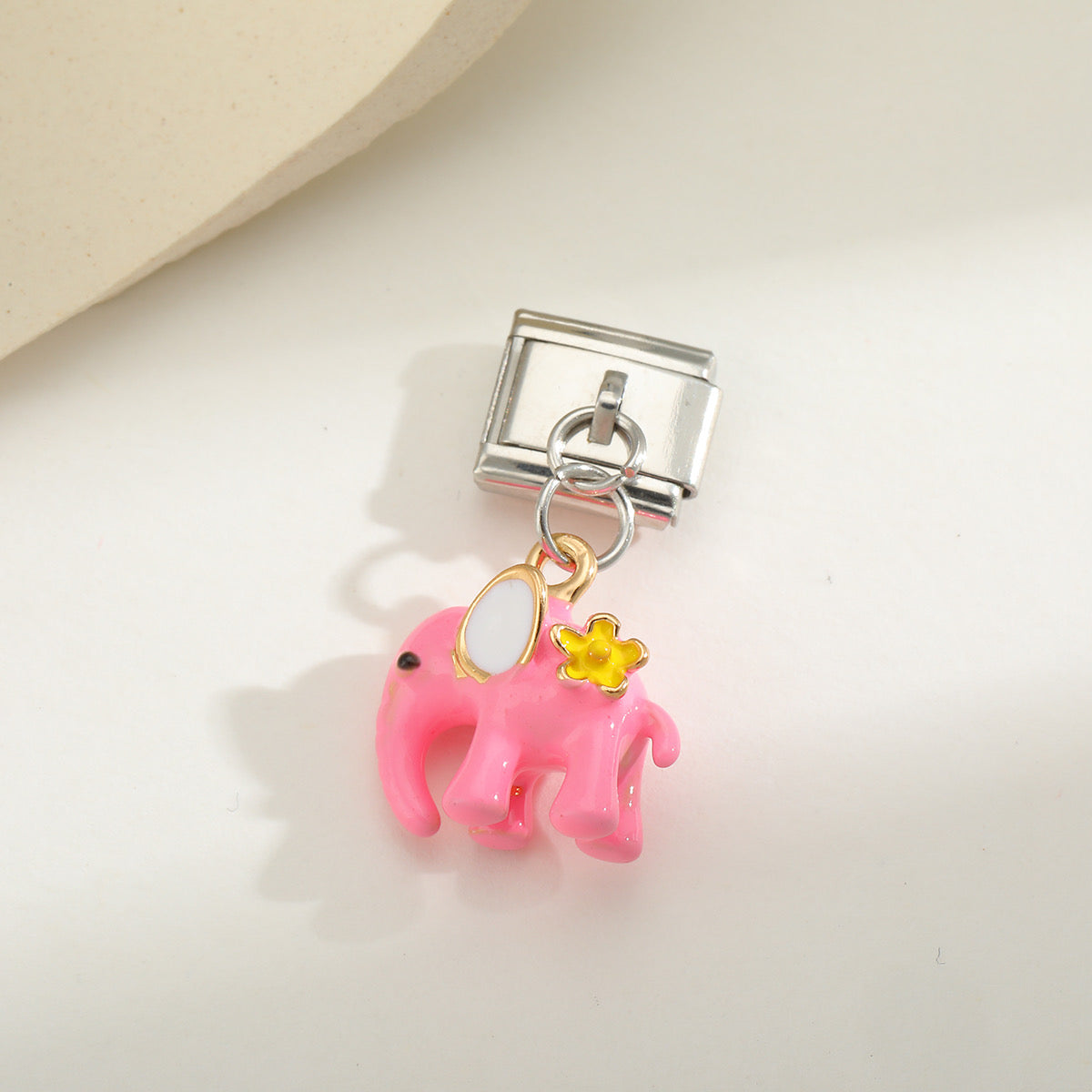 Charms elegante rosa colguije