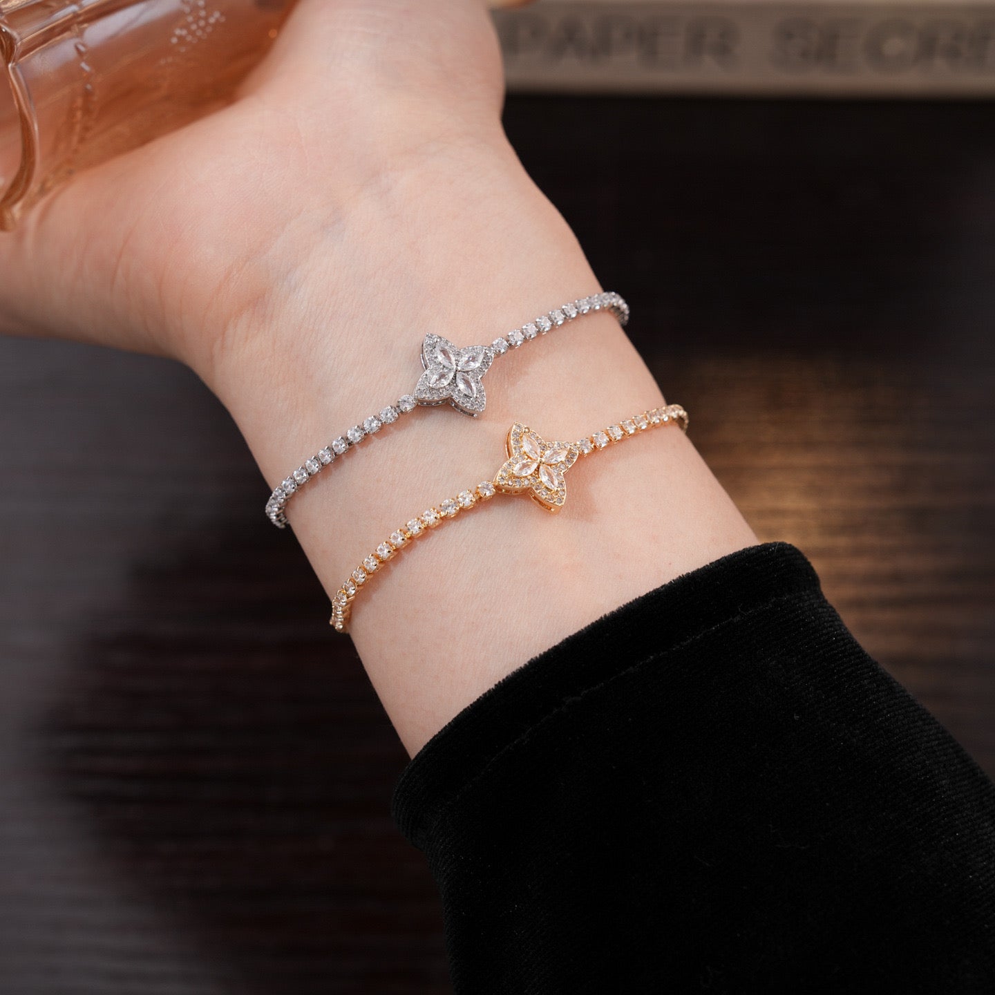 Pulsera ajustable trébol