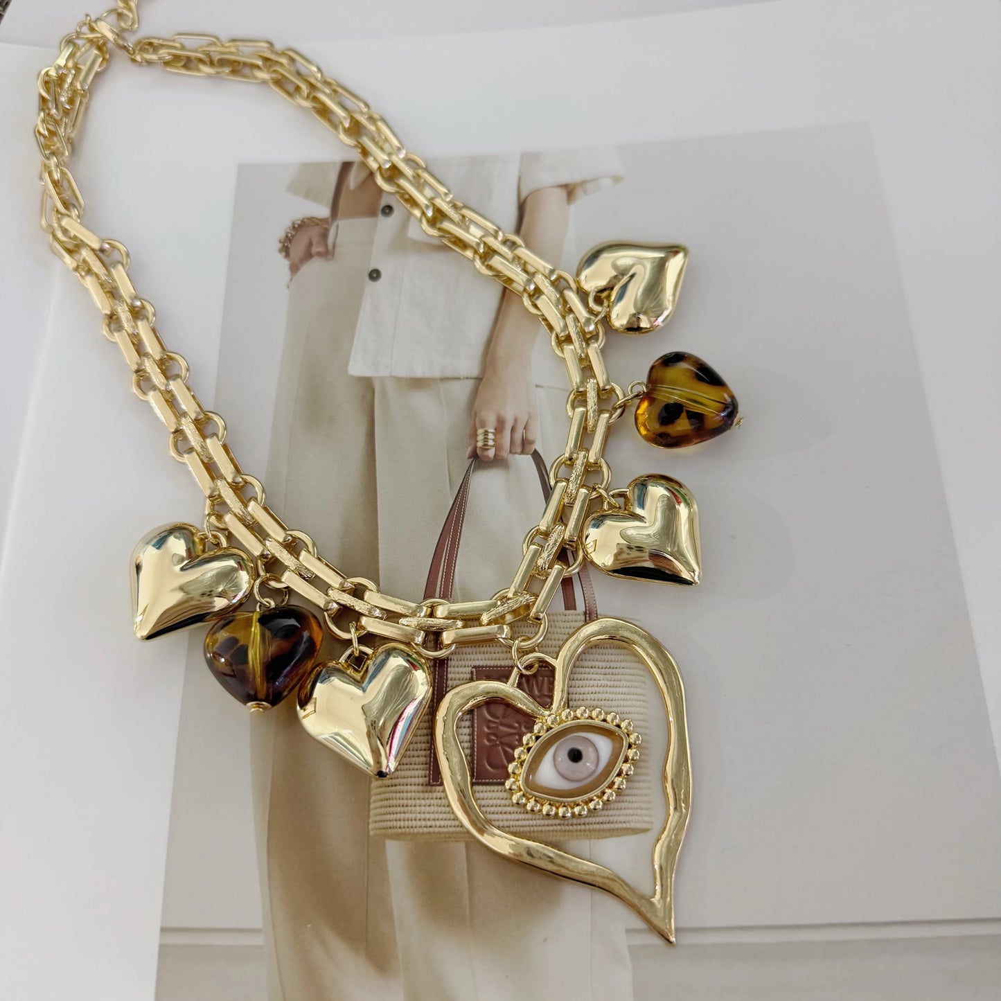 Collar chuncky corazón con ojito