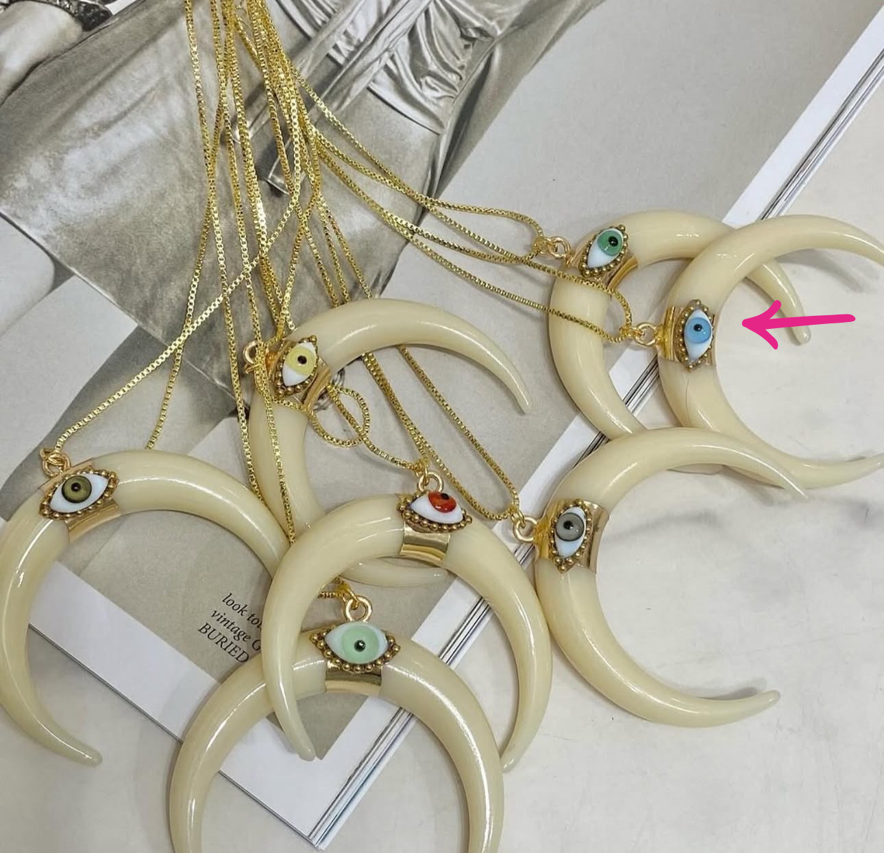 Collar cuerno