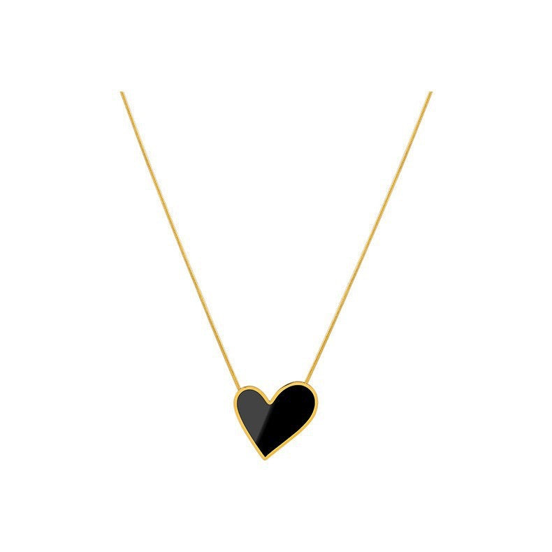 Collar corazón planchado negro
