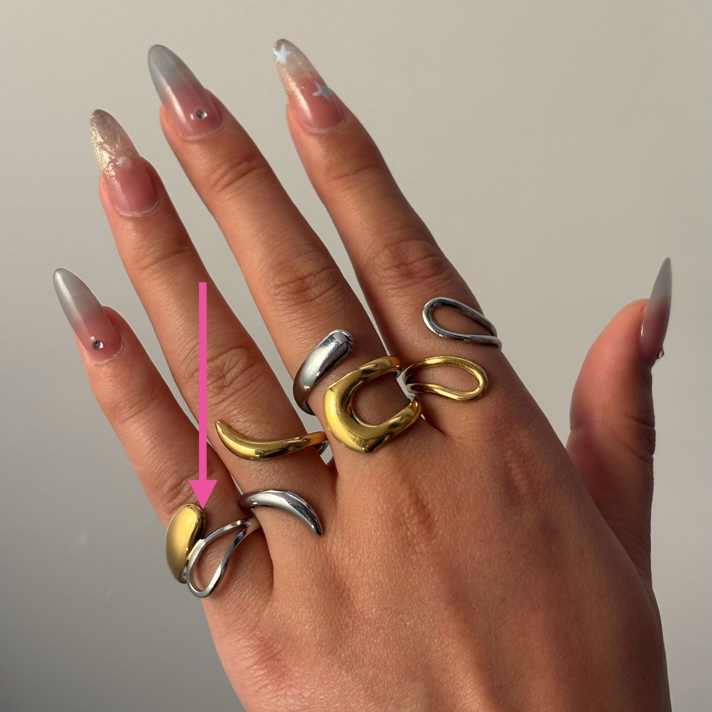 Anillo bitono gota y hueco