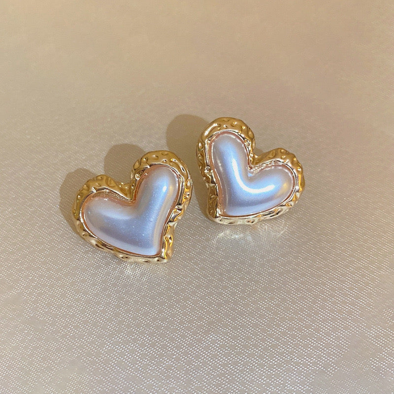 Aretes corazón con perla
