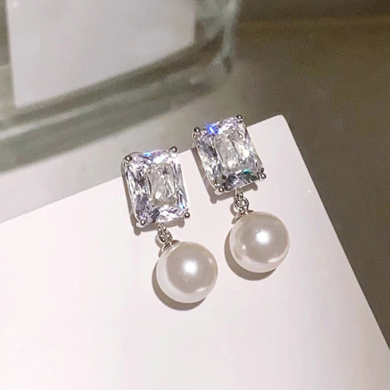 Aretes cristal con perla