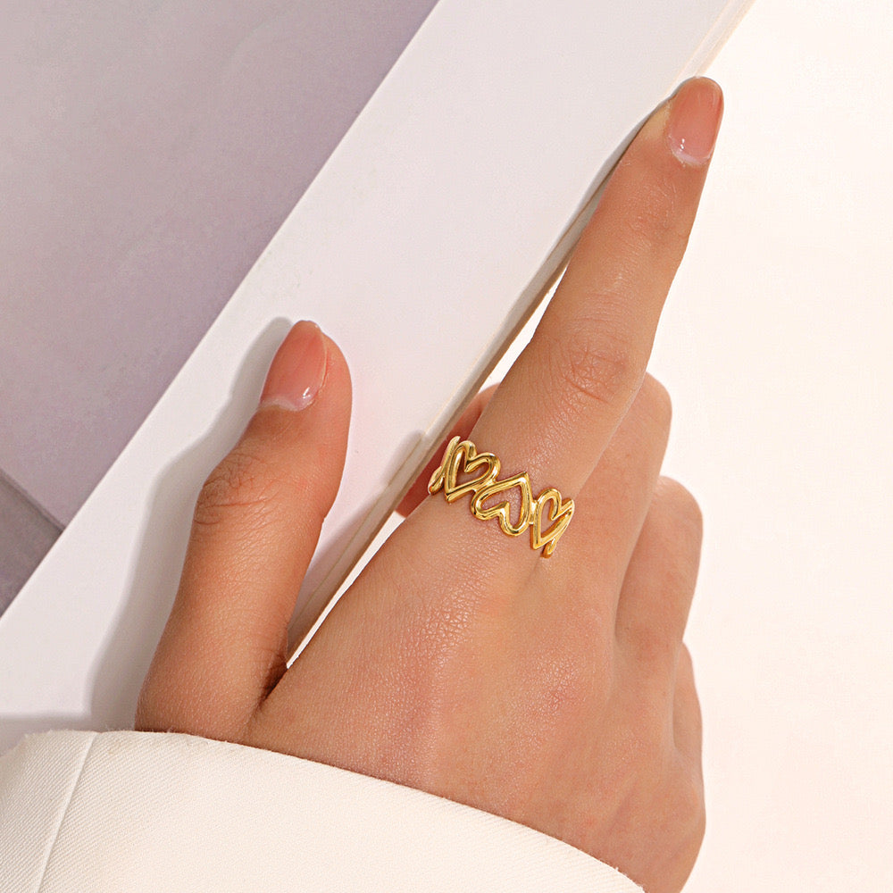 Anillo corazón tupido