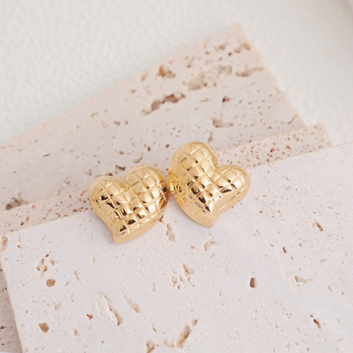 Aretes corazón a cuadros