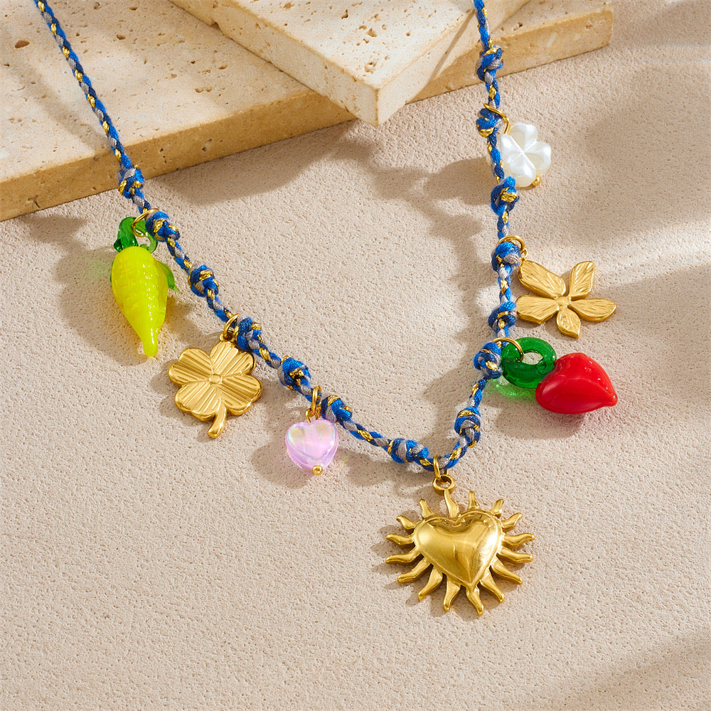 Collar hilo azul blanca Nieves