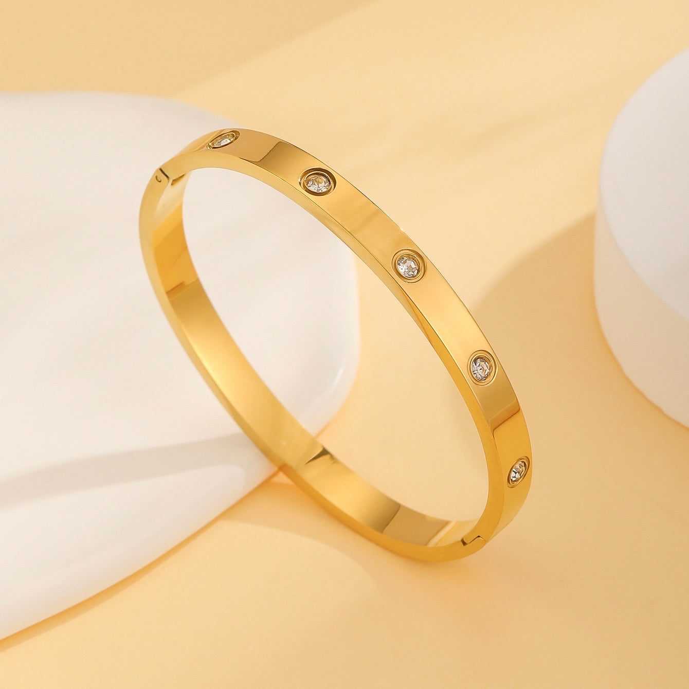 Pulsera Cartier brillo dorada