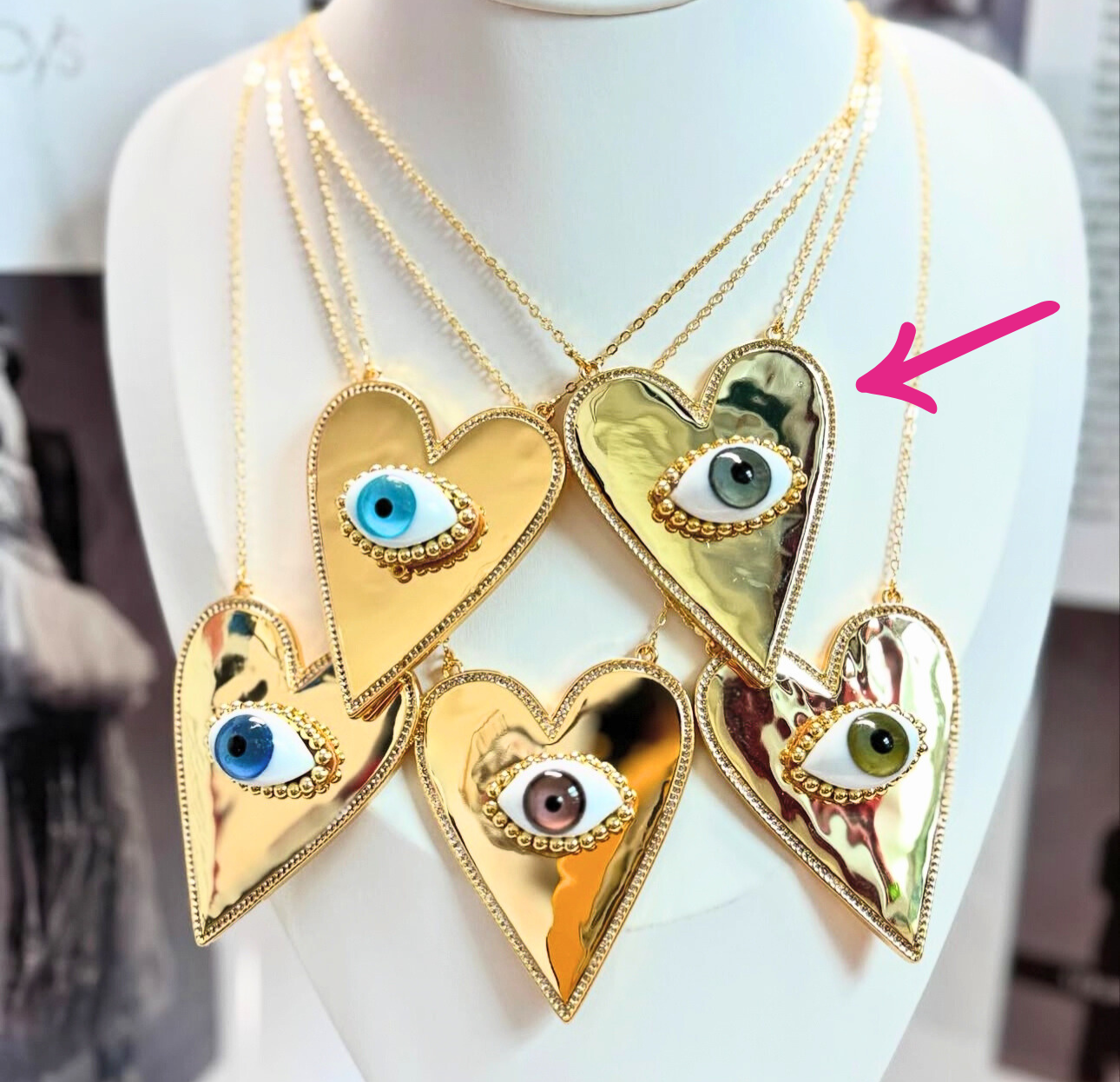 Collar corazón chuncky con ojo de cristal