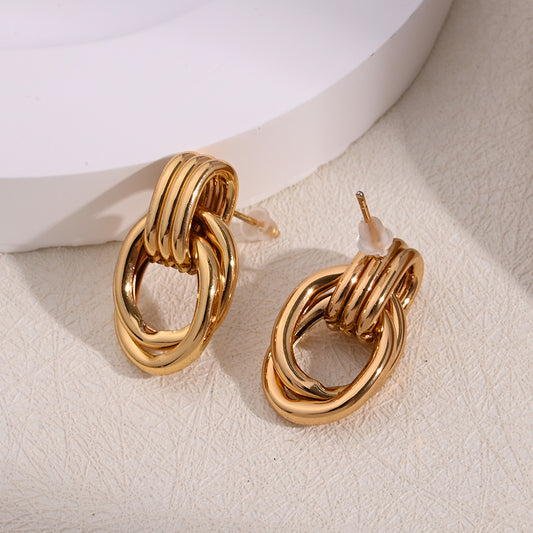 Aretes nudo largo