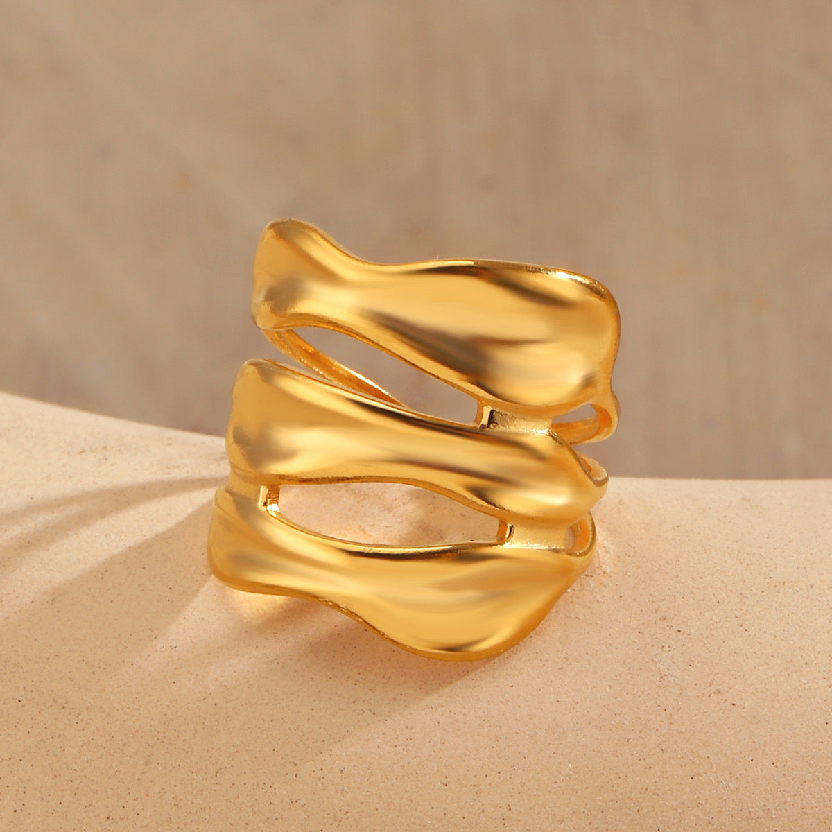 Anillo grueso líneas