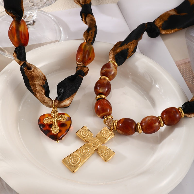 Collare cuencas cruz o corazon