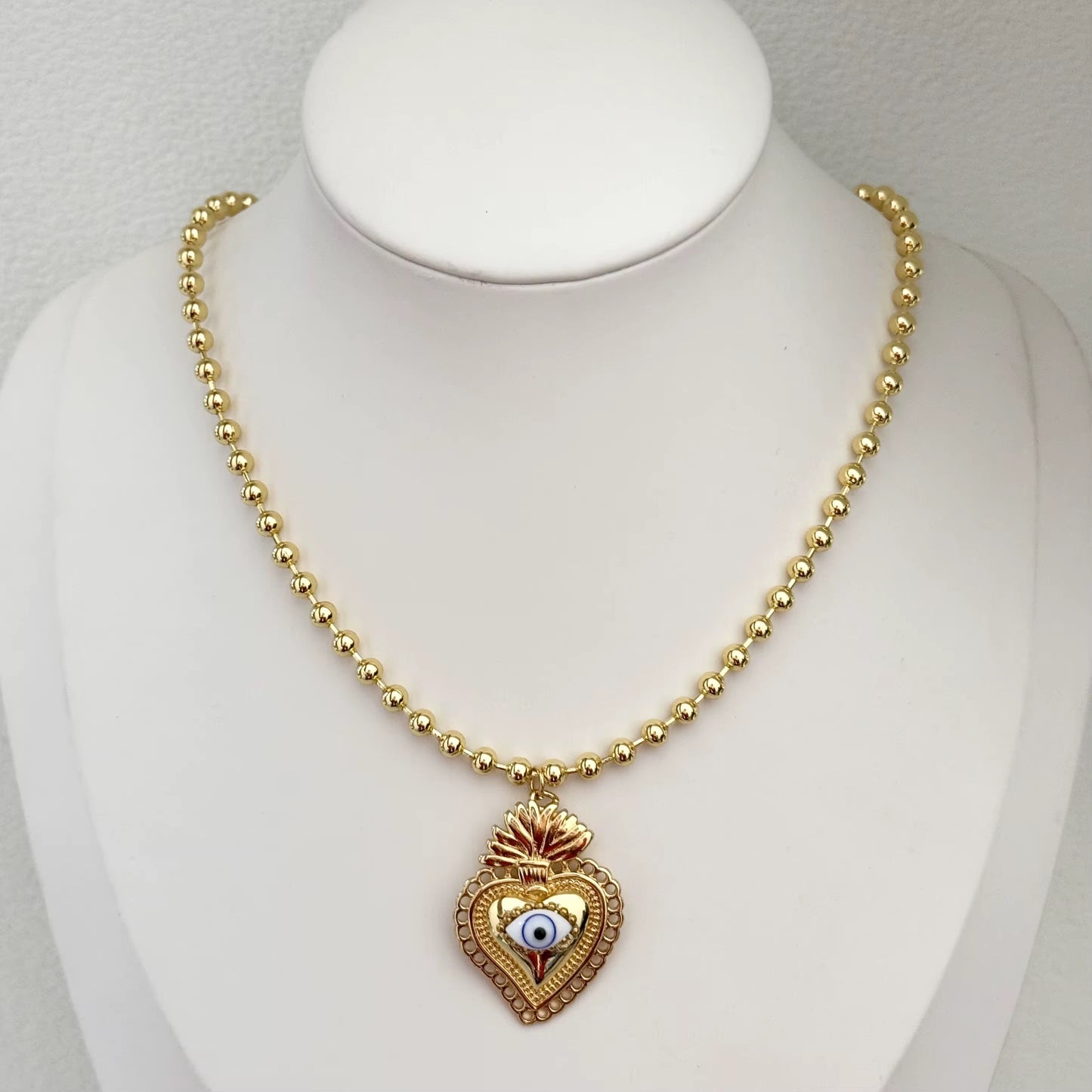 Collar corazón sagrado ojo cristal