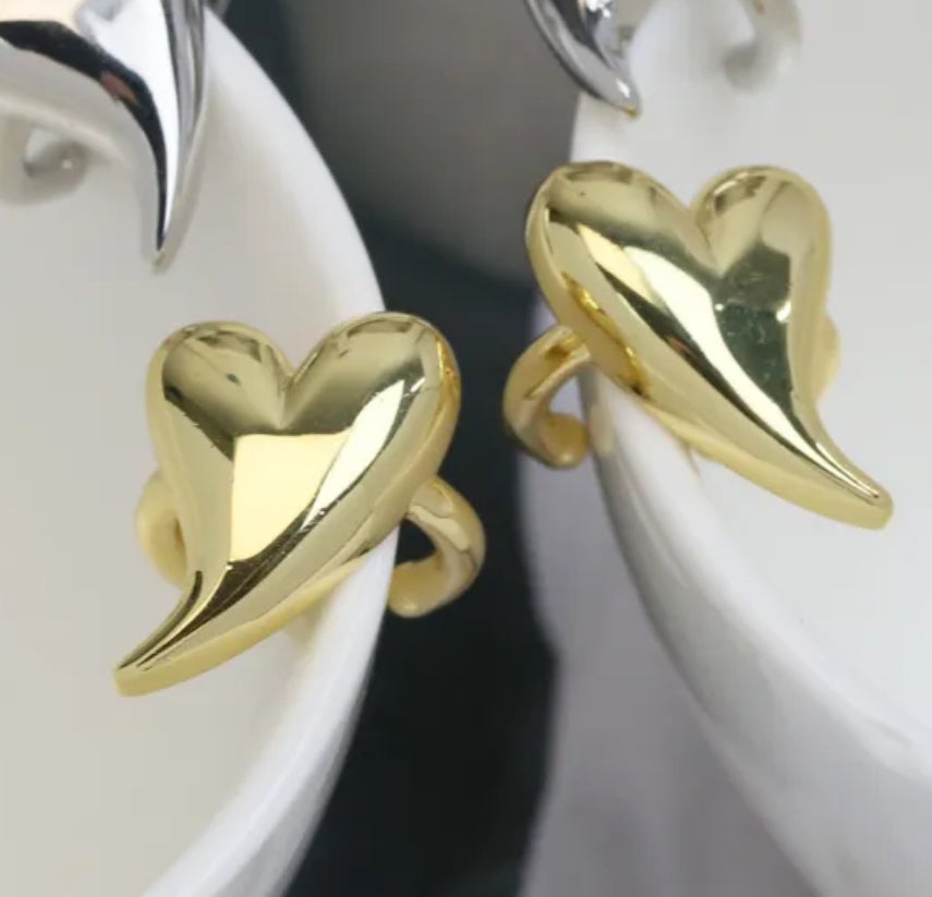 Era cuff corazón