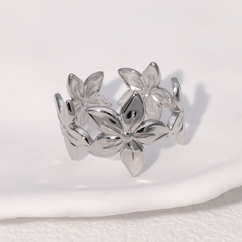 Anillo tupido floral