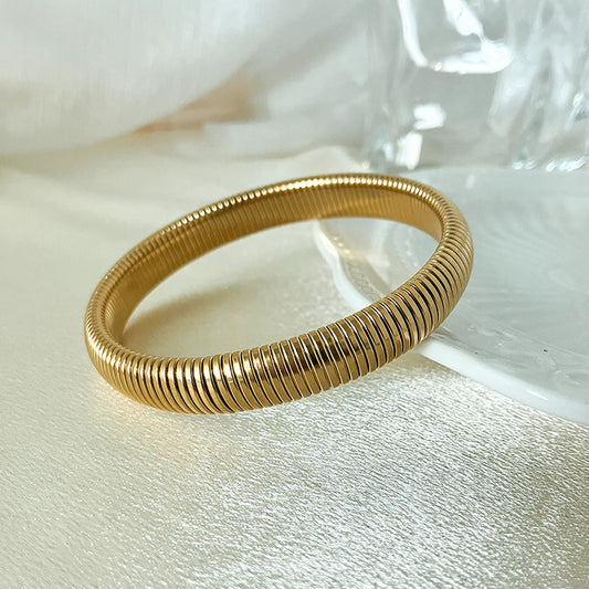 Pulsera gusano de .8 mm