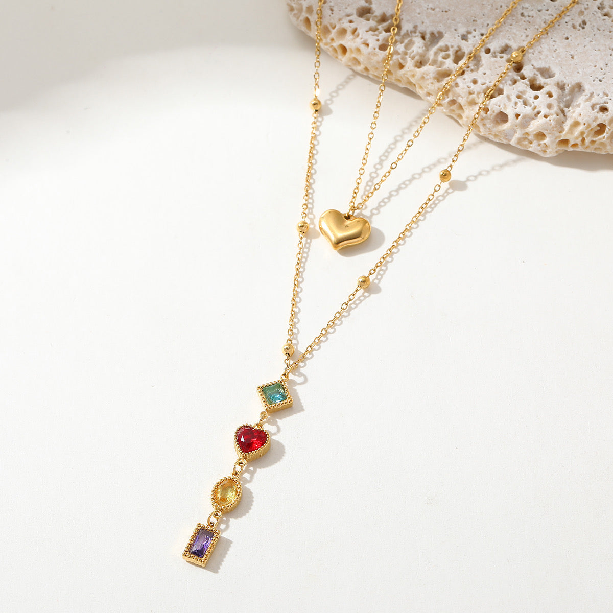 Collar doble arcoíris con corazón