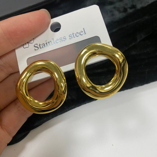 Aretes círculo
