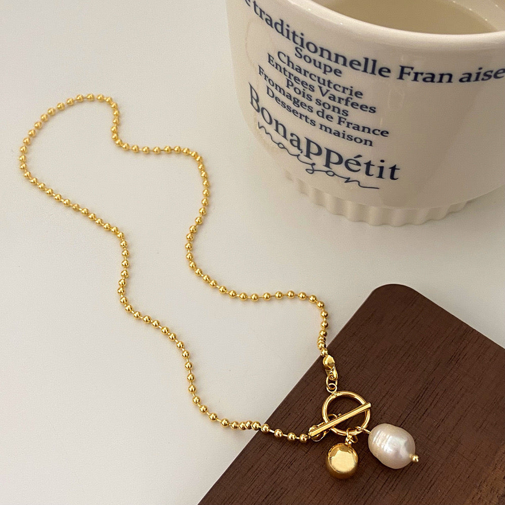 Collar de perla con cadena de bolitas