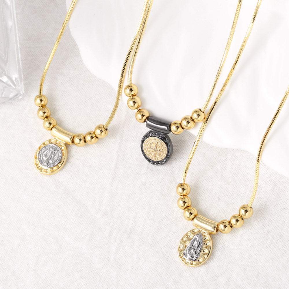 Collar bolitas religioso