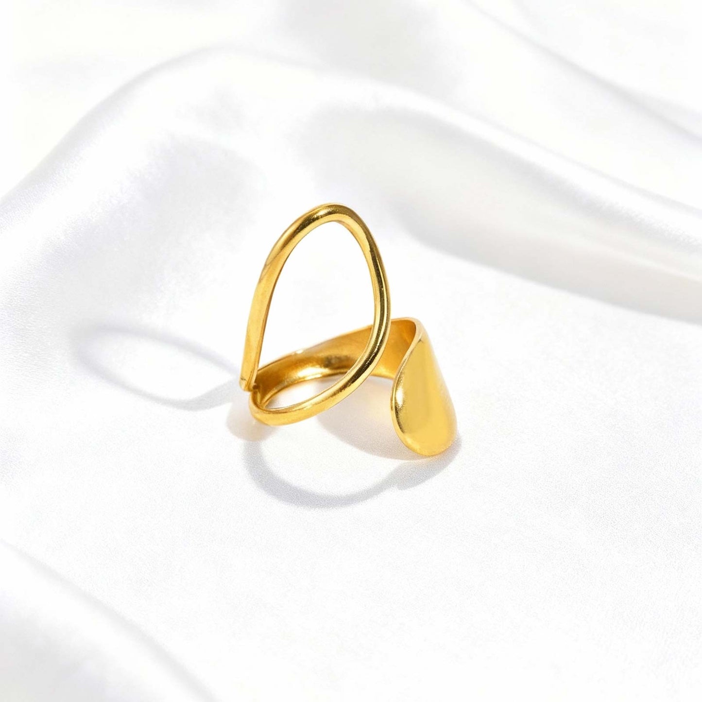 Anillo enlazado contorno