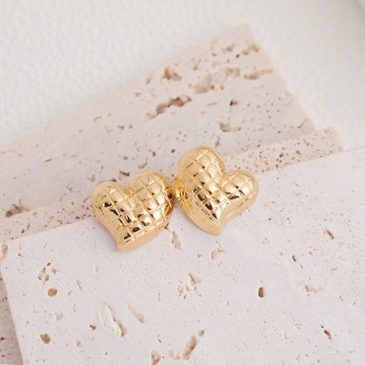 Aretes corazón a cuadros