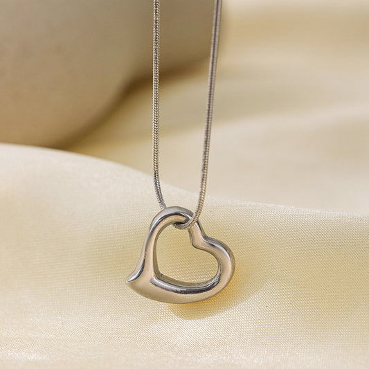 Collar corazón grueso plata