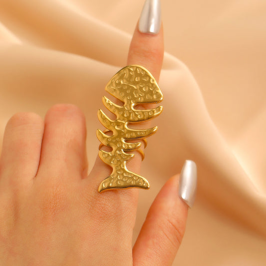Anillo súper chuncky de esqueleto de pez