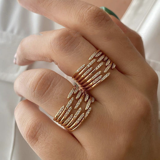 Anillo tipo Mónaco con brillo